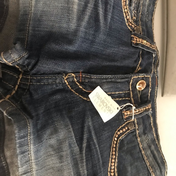 A7 Distress Jean shorts